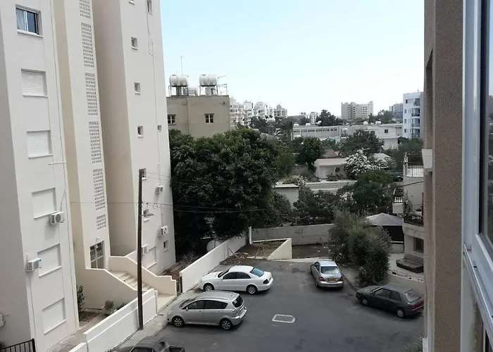 Lca4 Flat For Lárnaca